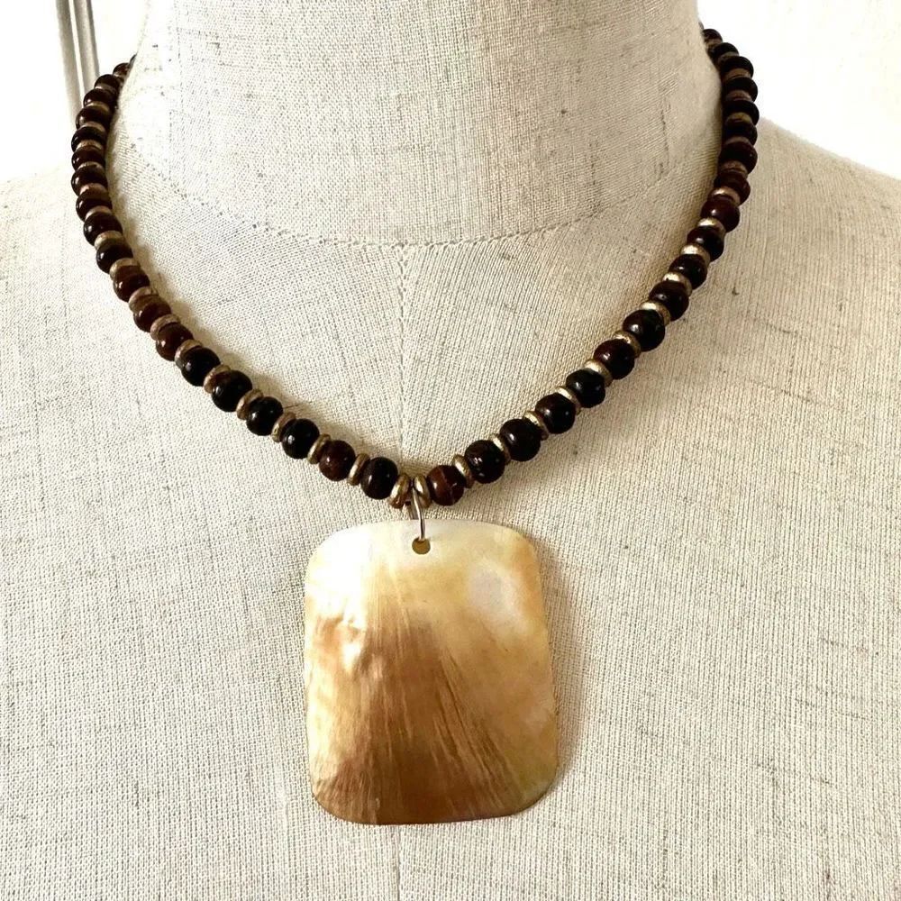 Brown beaded abalone pendant necklace